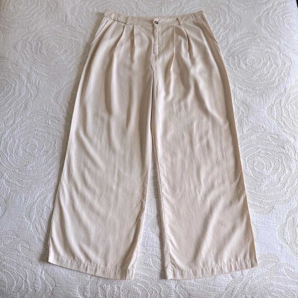 Reformation Wide-Leg Trousers in Beige - Picture 2 of 15